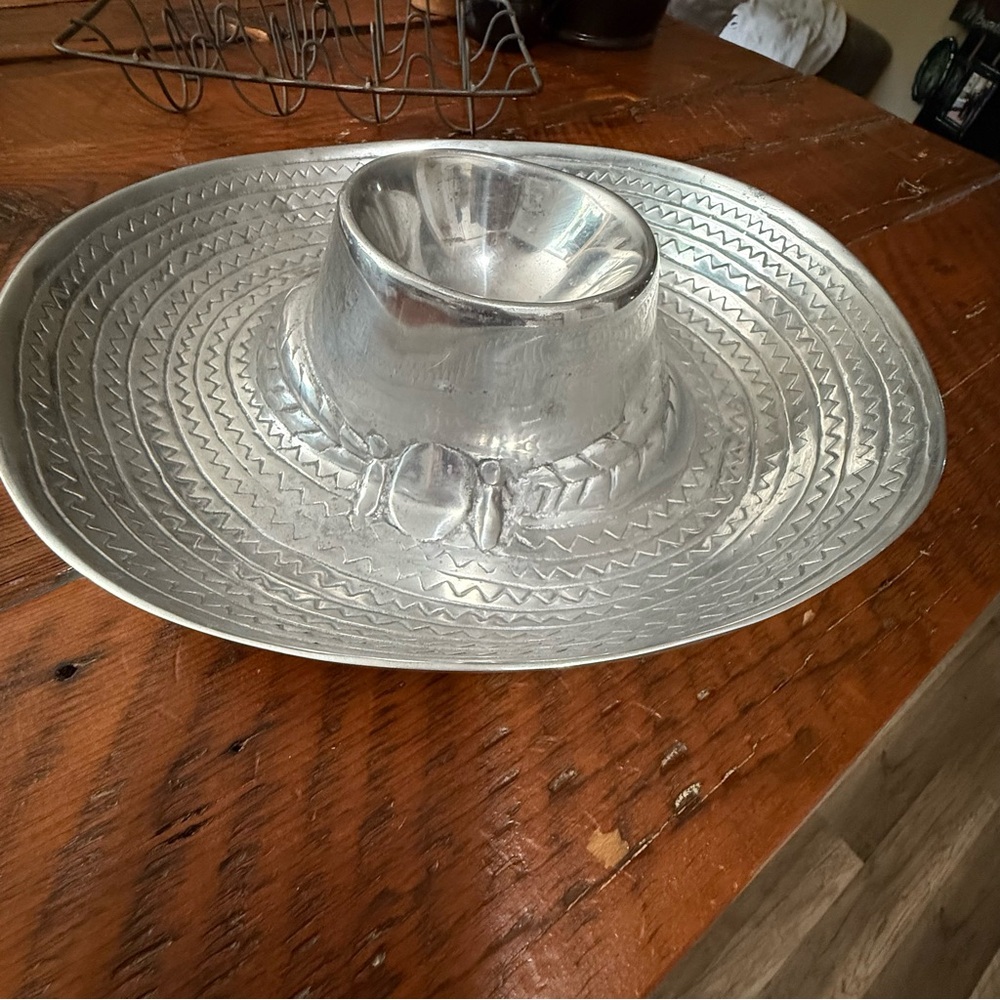 Vintage pewter sombrero /cowboy hat chip and dip Platter